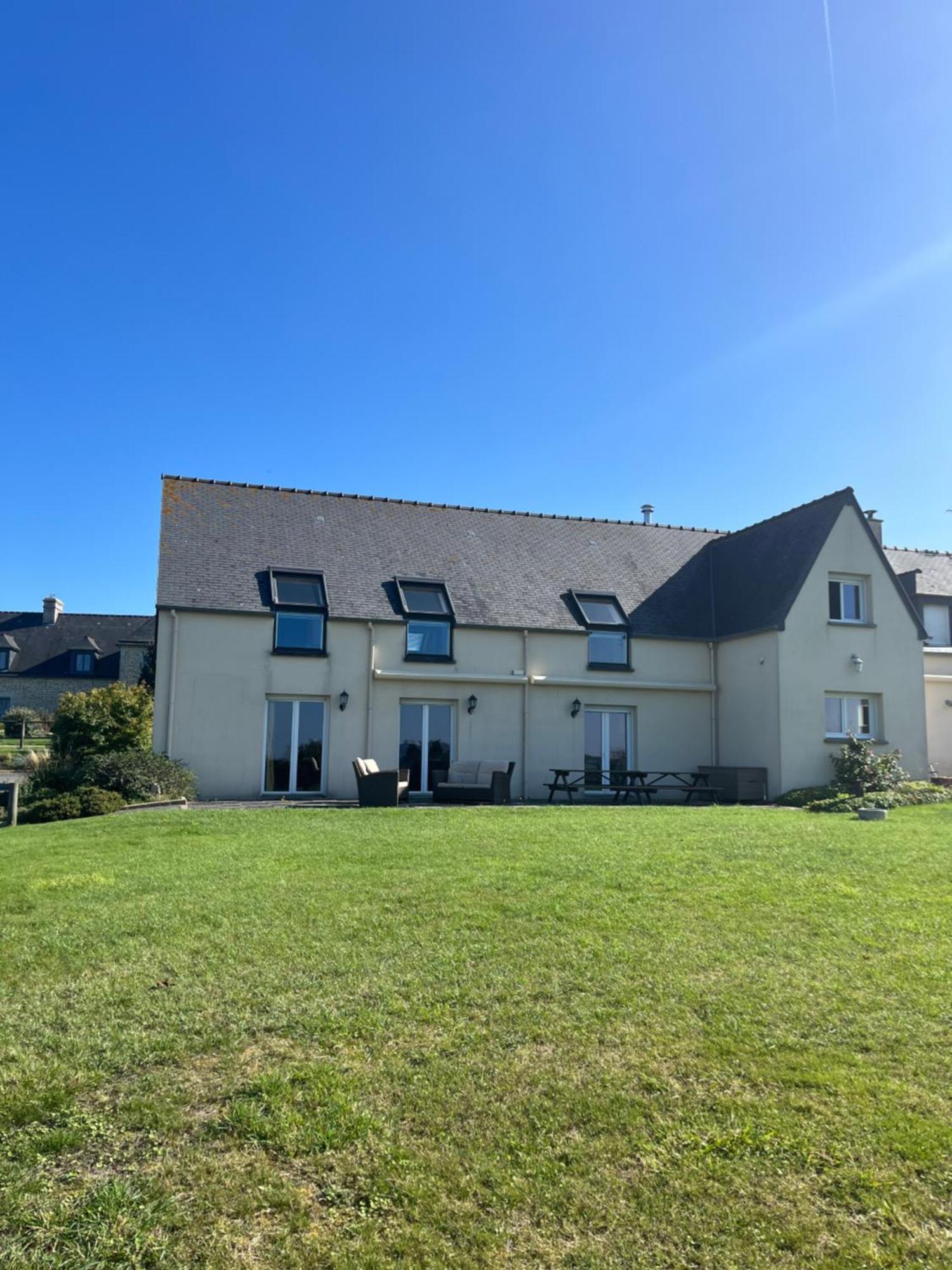 Le Moulin De La Butte Bed & Breakfast Huisnes-sur-Mer Exterior photo